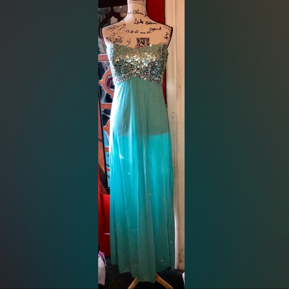 Speechless Prom Dress